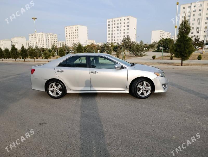 Toyota Camry 2013 - 227 000 TMT - 8 мкр - img 4