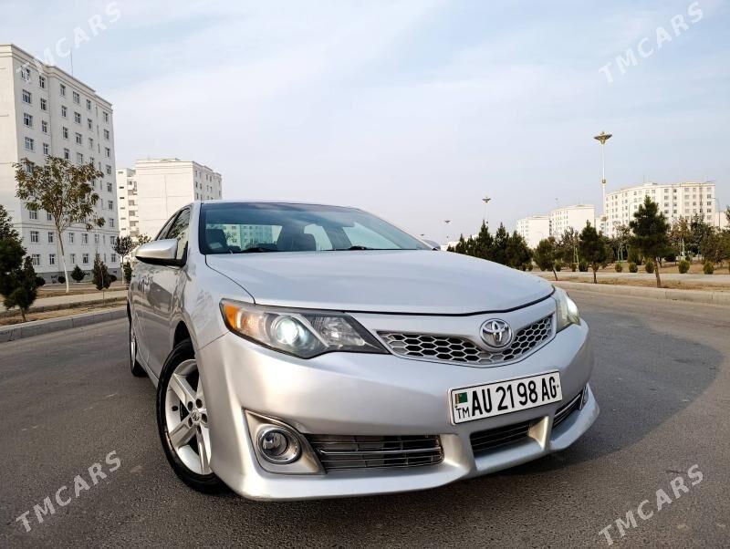 Toyota Camry 2013 - 227 000 TMT - 8 мкр - img 1
