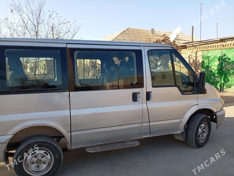 Ford Thunderbird 2005 - 80 000 TMT - Шабатский этрап - img 2