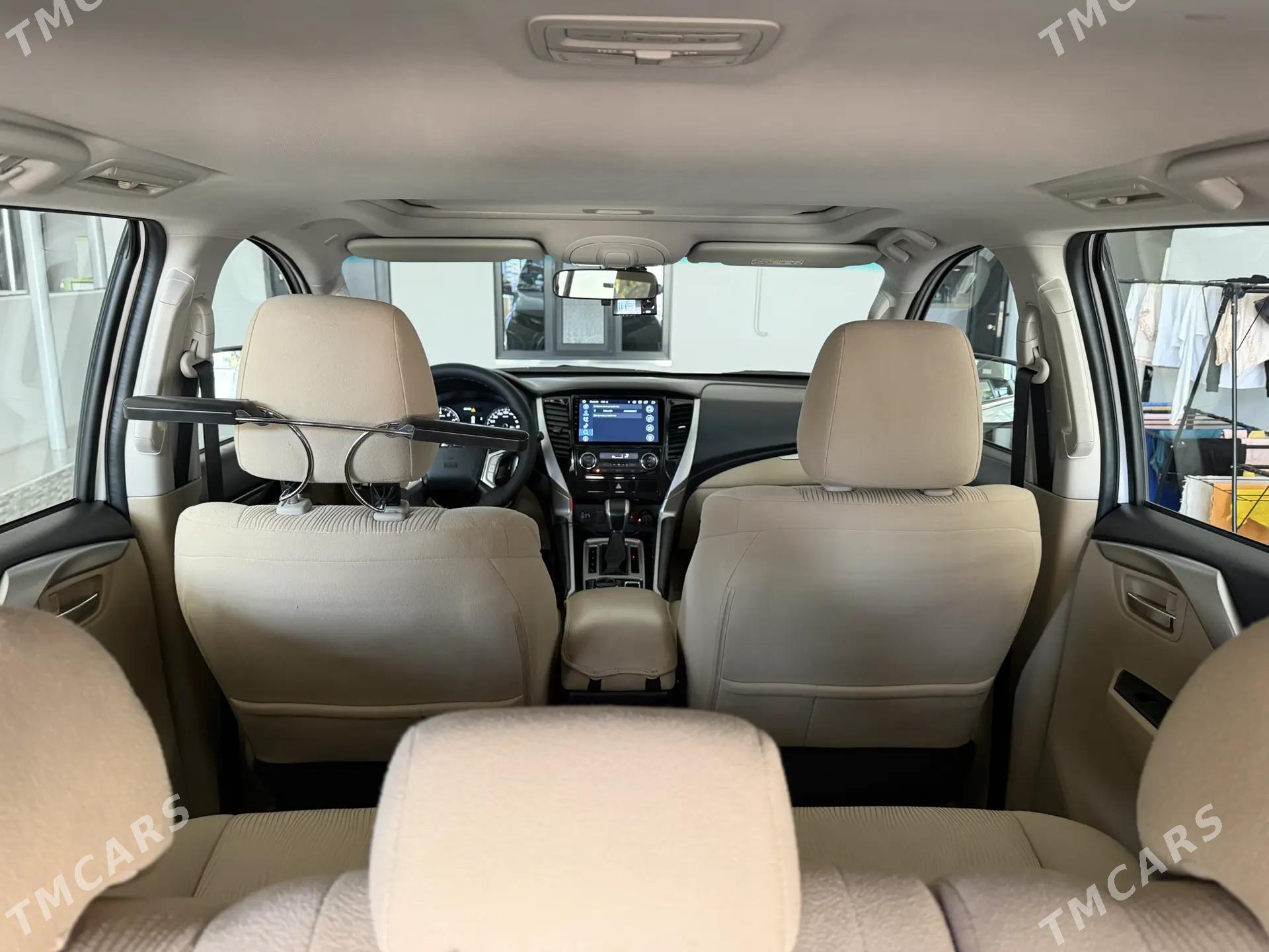 Mitsubishi Montero Sport 2019 - 384 000 TMT - Ашхабад - img 7