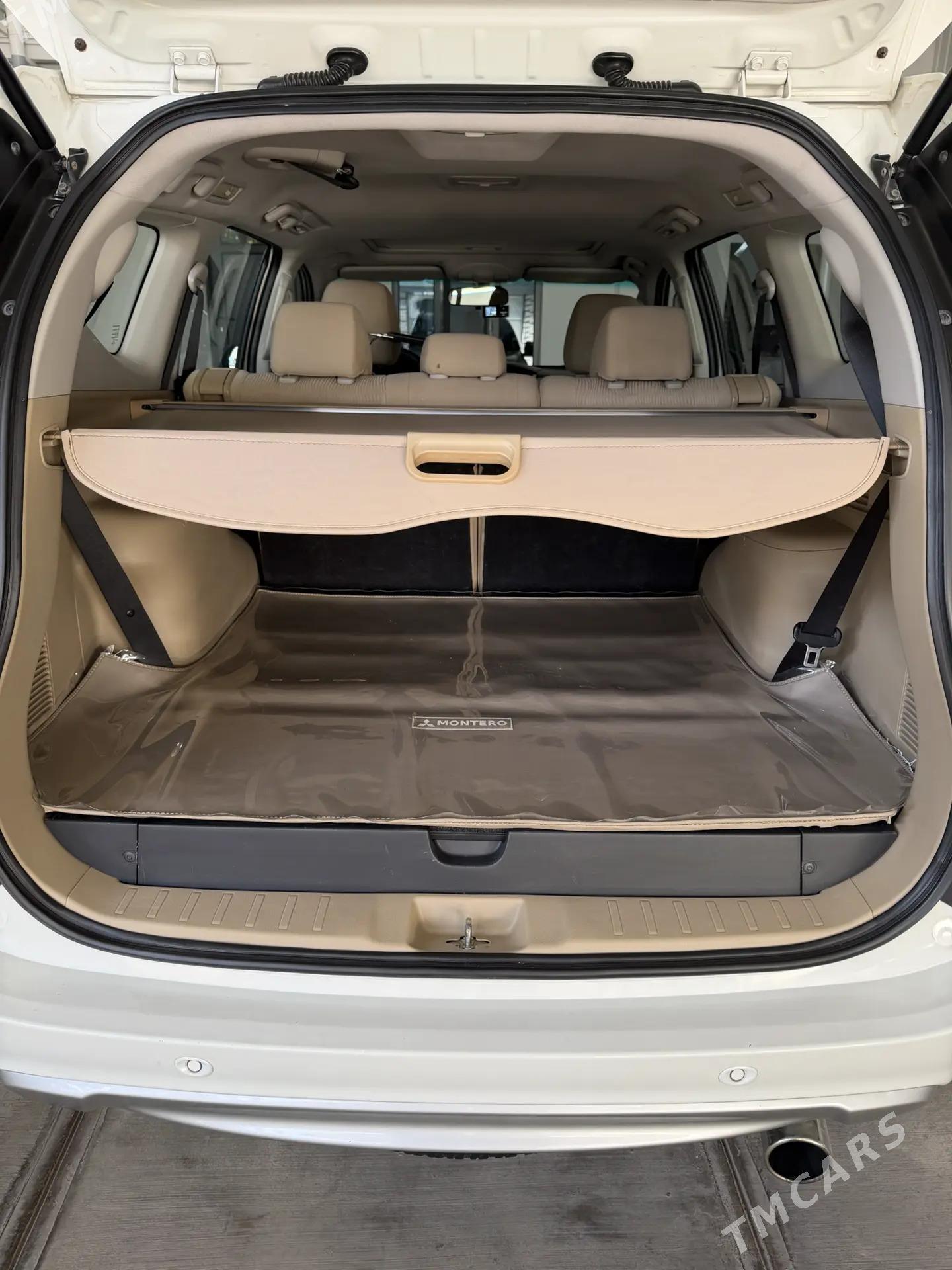 Mitsubishi Montero Sport 2019 - 384 000 TMT - Ашхабад - img 6