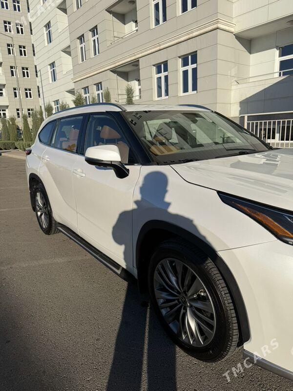 Toyota Highlander 2021 - 660 000 TMT - Мары - img 4