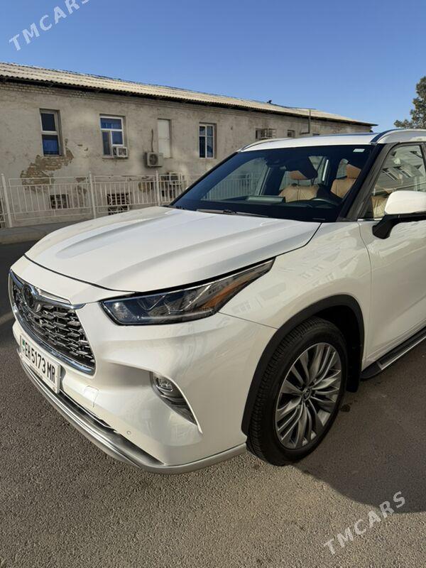 Toyota Highlander 2021 - 660 000 TMT - Мары - img 3