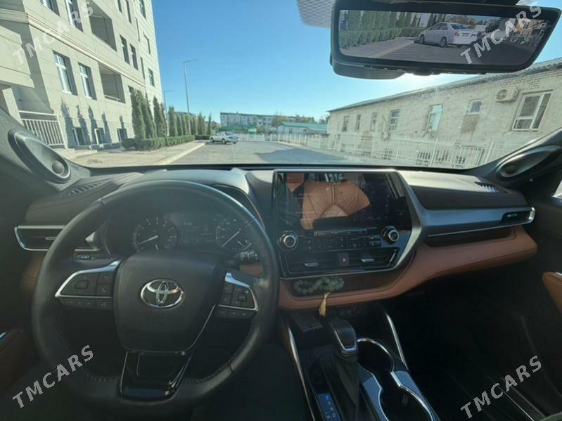 Toyota Highlander 2021 - 660 000 TMT - Мары - img 8