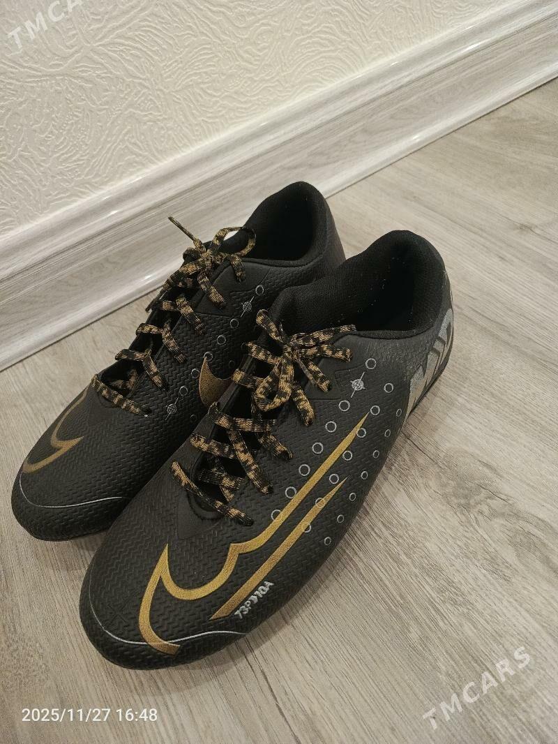 футбольные буцы - Mary - img 2