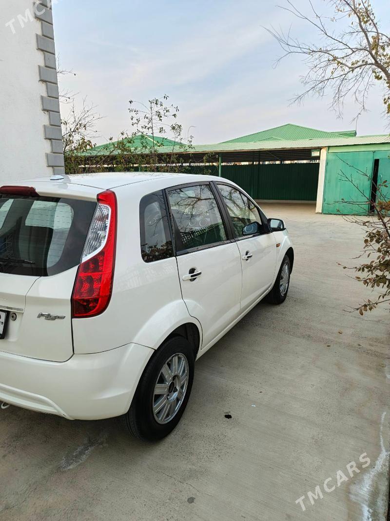 Ford Figo 2011 - 95 000 TMT - Ашхабад - img 4