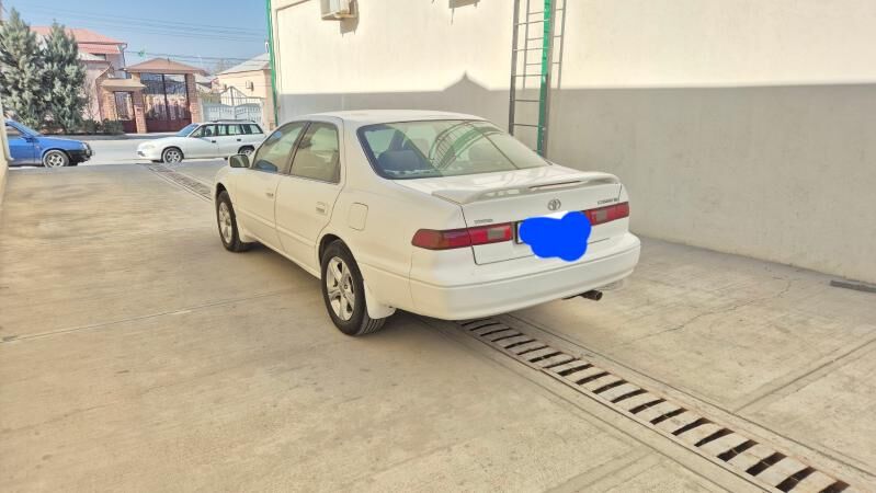 Toyota Camry 1998 - 123 000 TMT - Gökdepe - img 4