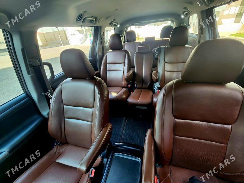 Toyota Sienna 2019 - 420 000 TMT - Байрамали - img 6