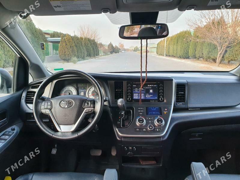 Toyota Sienna 2020 - 400 000 TMT - Дашогуз - img 6