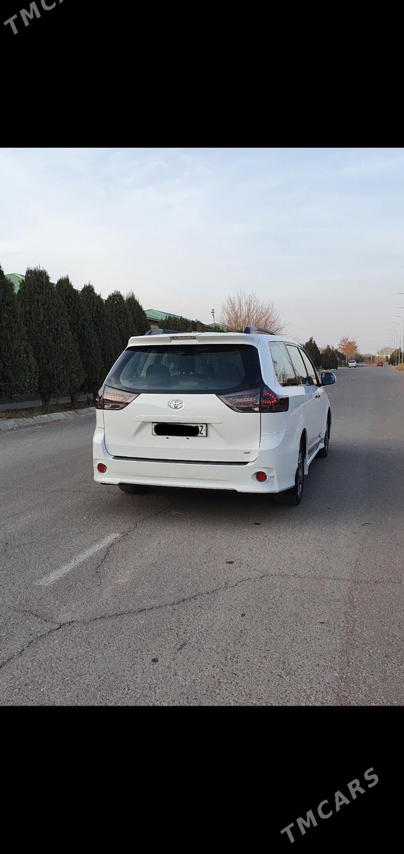 Toyota Sienna 2020 - 400 000 TMT - Дашогуз - img 3