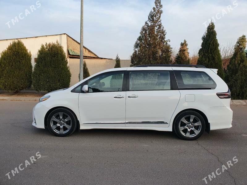 Toyota Sienna 2020 - 400 000 TMT - Дашогуз - img 5