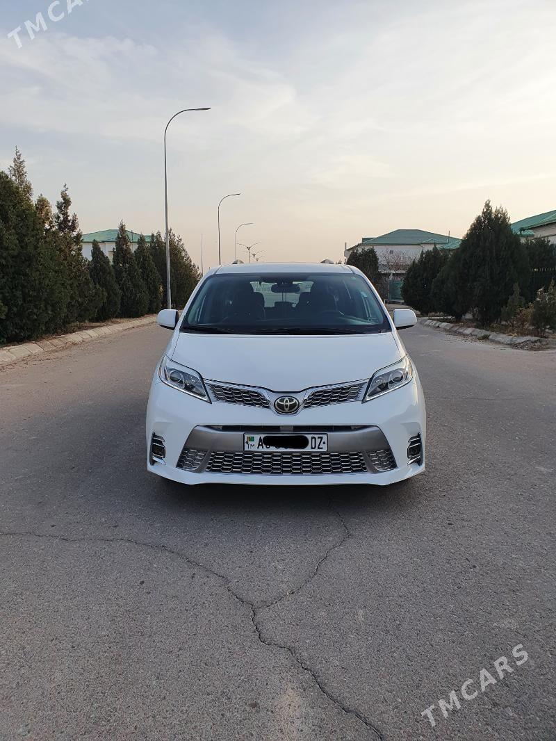 Toyota Sienna 2020 - 400 000 TMT - Дашогуз - img 2