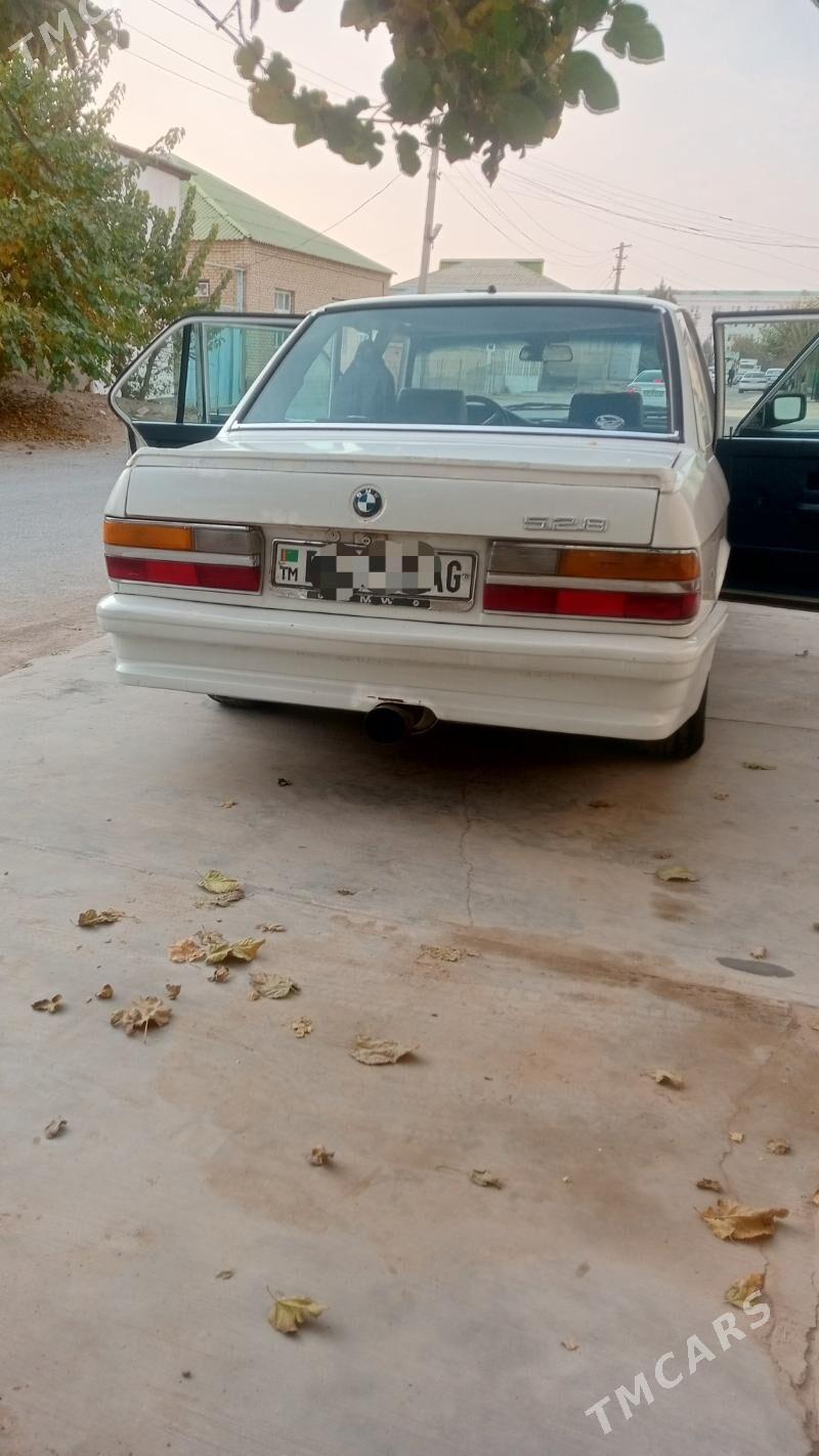 BMW 528 1985 - 22 000 TMT - Хитровка - img 3