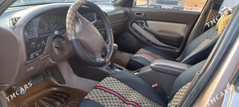 Toyota Camry 1994 - 115 000 TMT - Mary - img 3