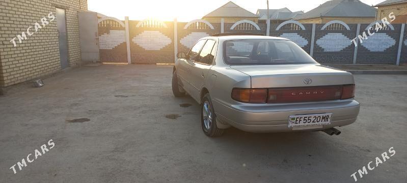 Toyota Camry 1994 - 115 000 TMT - Mary - img 4