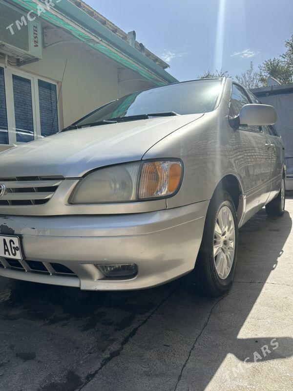 Toyota Sienna 2002 - 190 000 TMT - Aşgabat - img 4