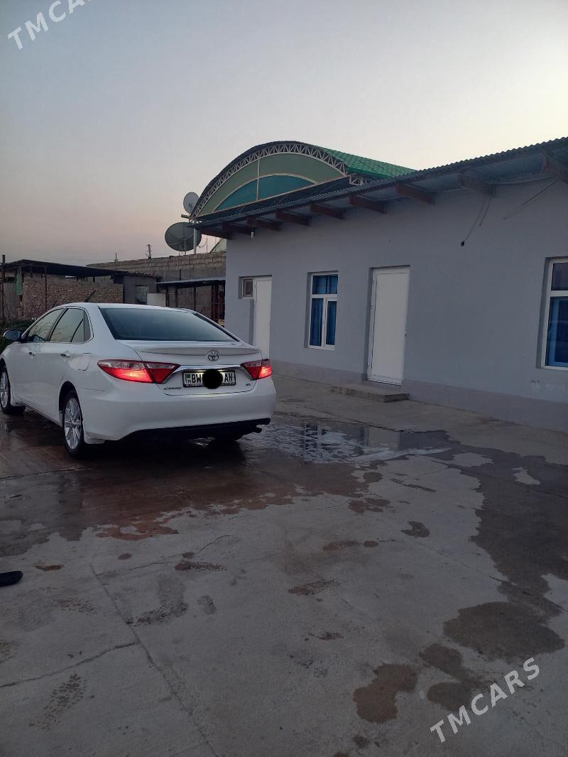 Toyota Camry 2016 - 240 000 TMT - Анев - img 2