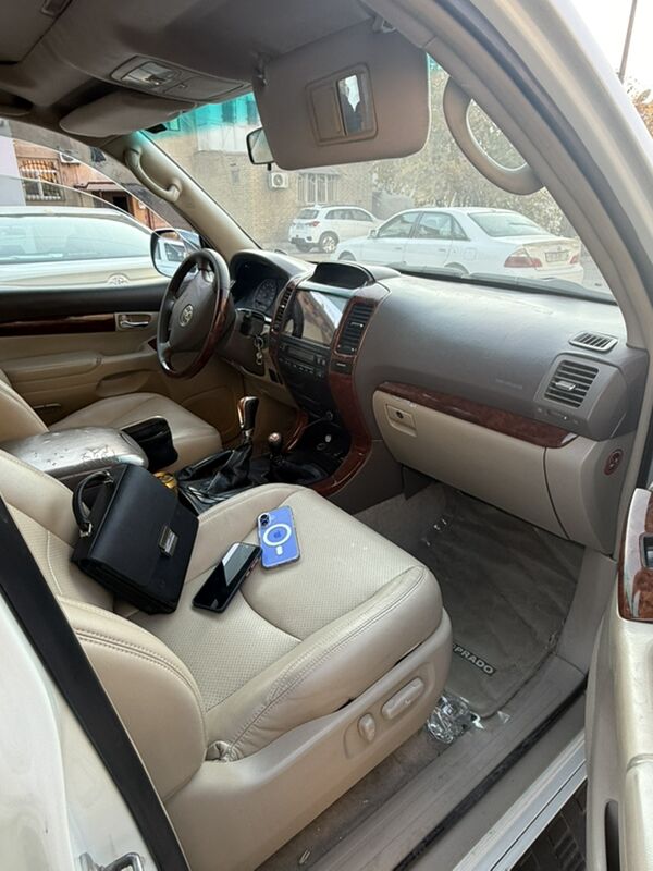 Toyota Land Cruiser Prado 2006 - 300 000 TMT - Мары - img 5