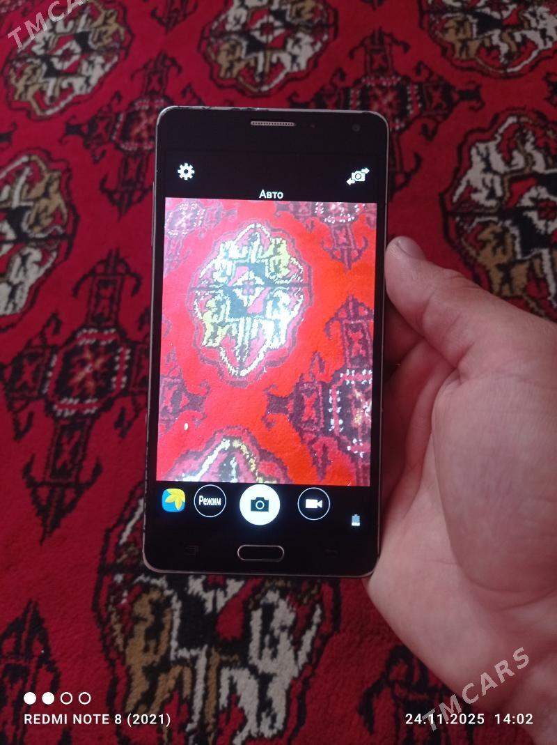 Samsung A7 - Дашогуз - img 2