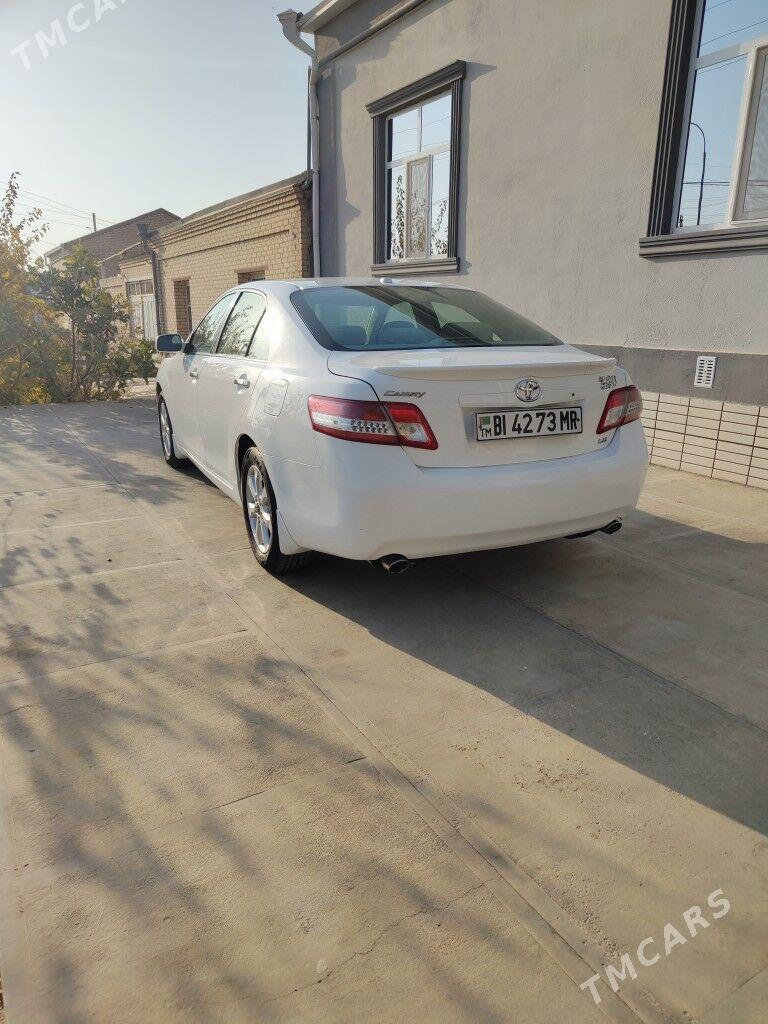 Toyota Camry 2011 - 185 000 TMT - Байрамали - img 4