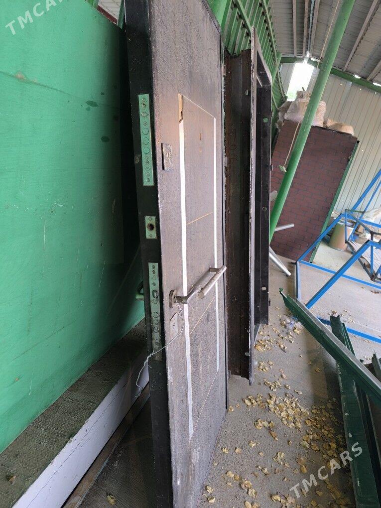 daşky gapy - Täze zaman - img 2