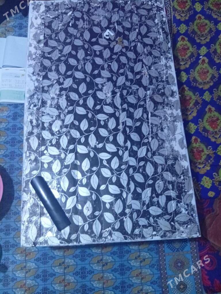 stol стол - Büzmeýin GRES - img 1