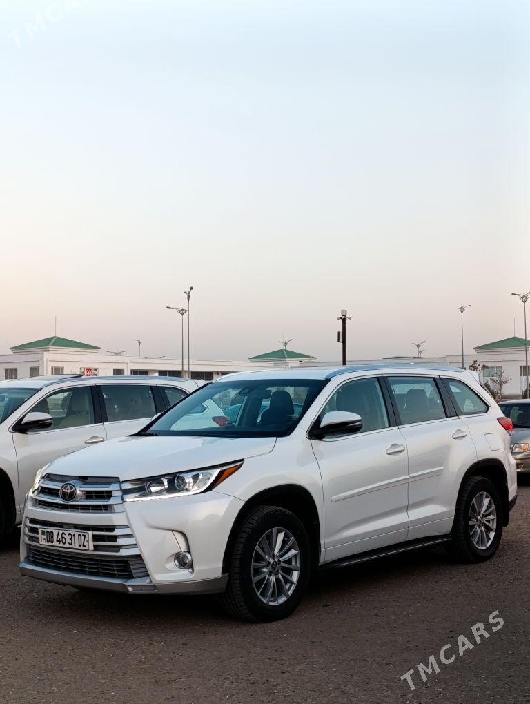 Toyota Highlander 2018 - 500 000 TMT - Şabat etr. - img 1