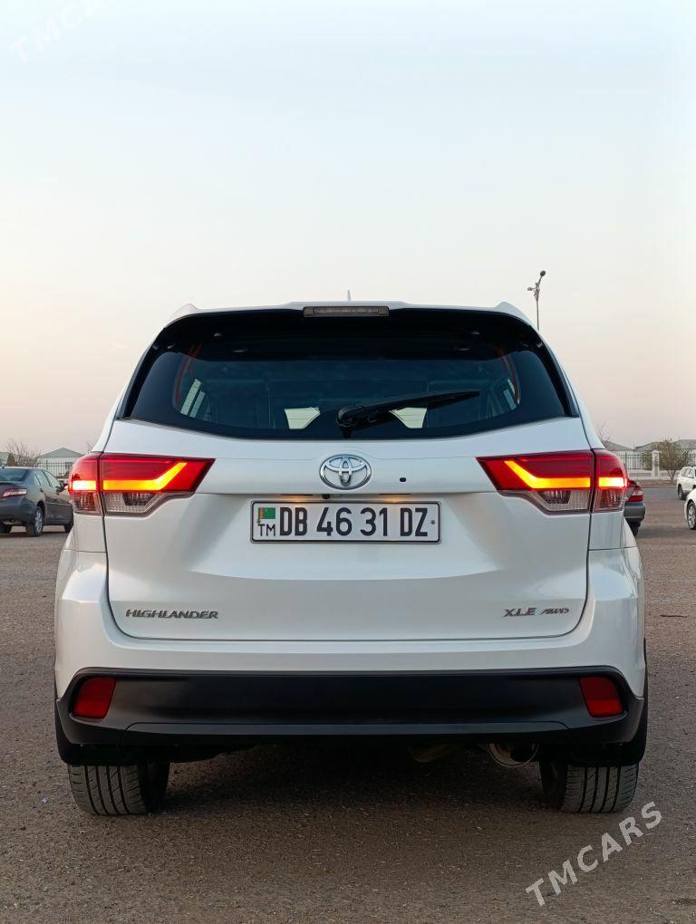 Toyota Highlander 2018 - 500 000 TMT - Şabat etr. - img 4