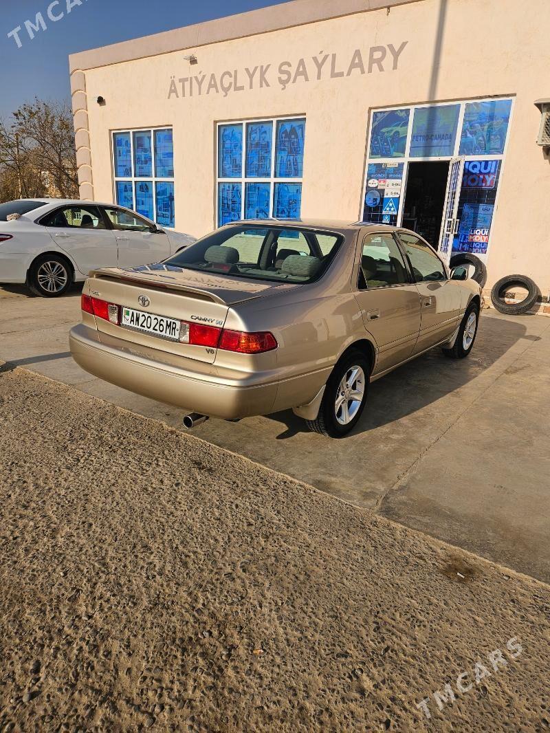 Toyota Camry 2001 - 200 000 TMT - Сакарчага - img 5