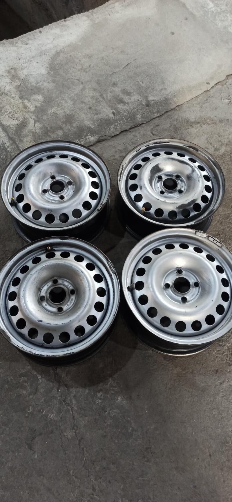 astra j Астра ж 15 диска 600 TMT - Туркменабат - img 2