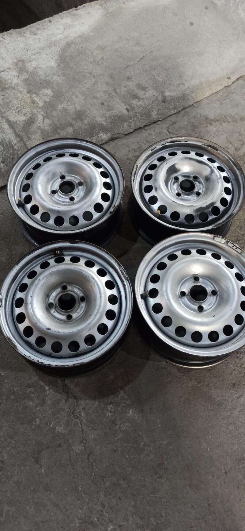 astra j Астра ж 15 диска 600 TMT - Туркменабат - img 1