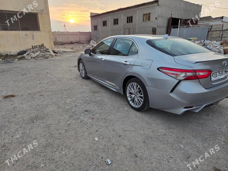 Toyota Camry 2019 - 300 000 TMT - Мары - img 2