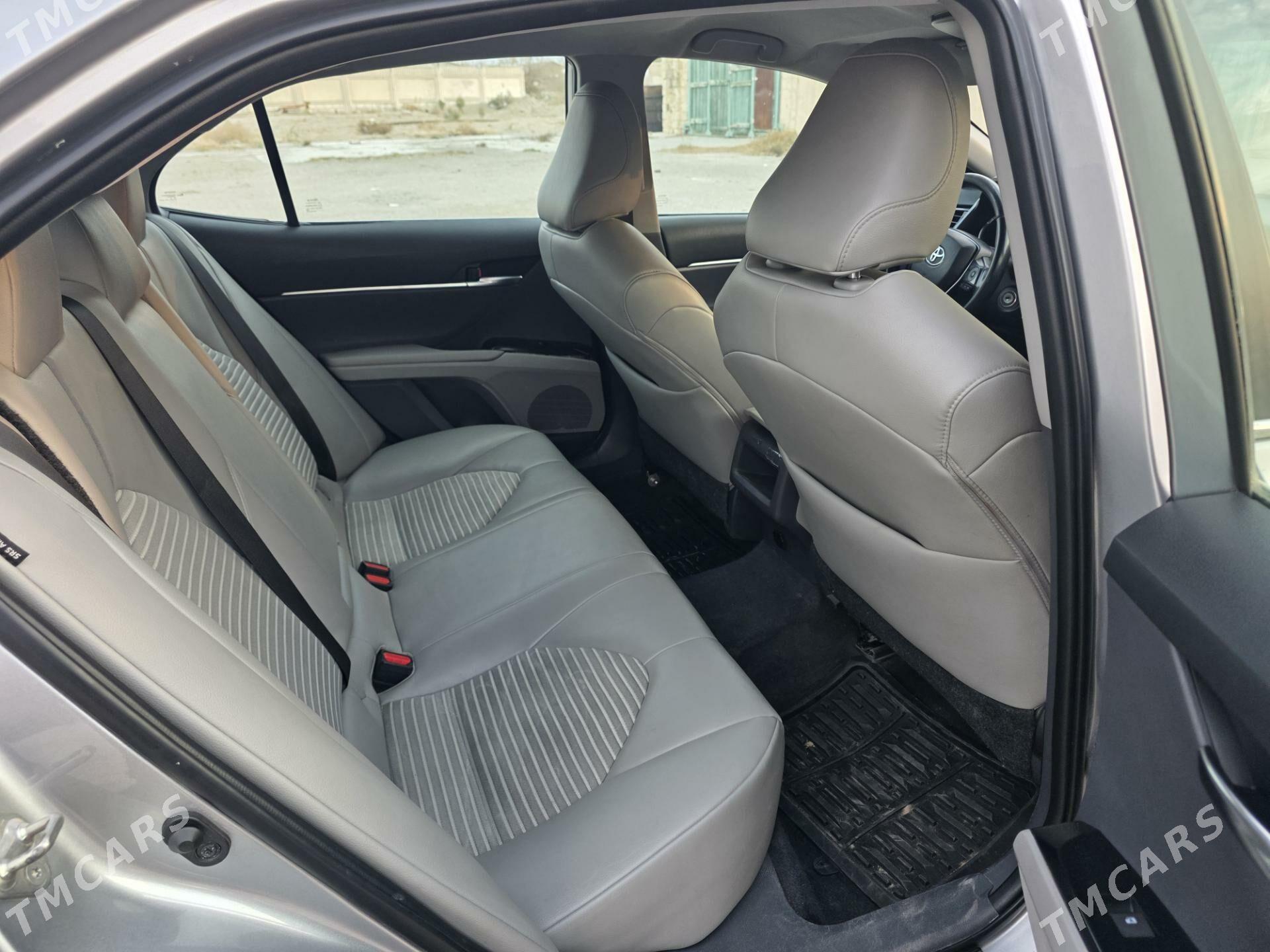 Toyota Camry 2019 - 300 000 TMT - Мары - img 1