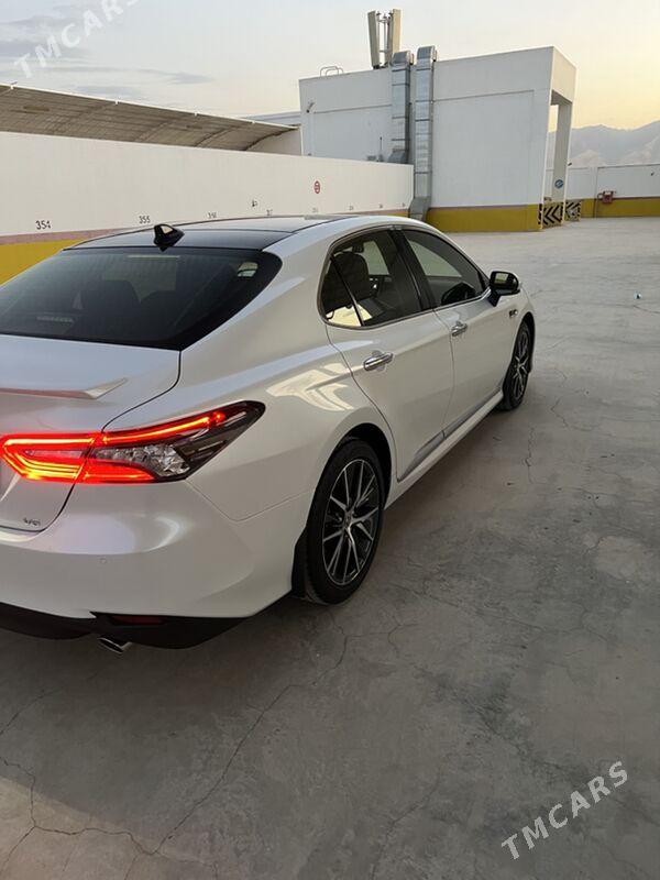 Toyota Camry 2022 - 650 000 TMT - Ашхабад - img 4