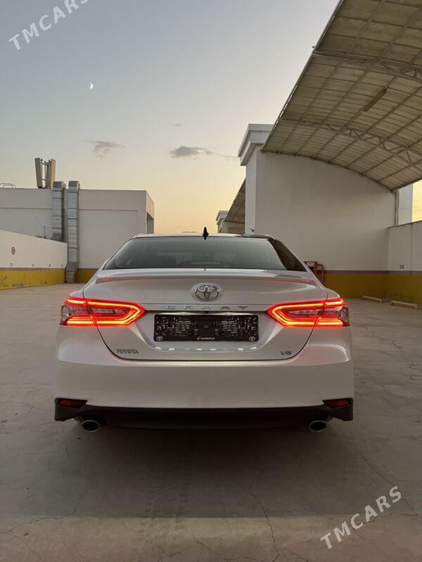 Toyota Camry 2022 - 650 000 TMT - Ашхабад - img 5
