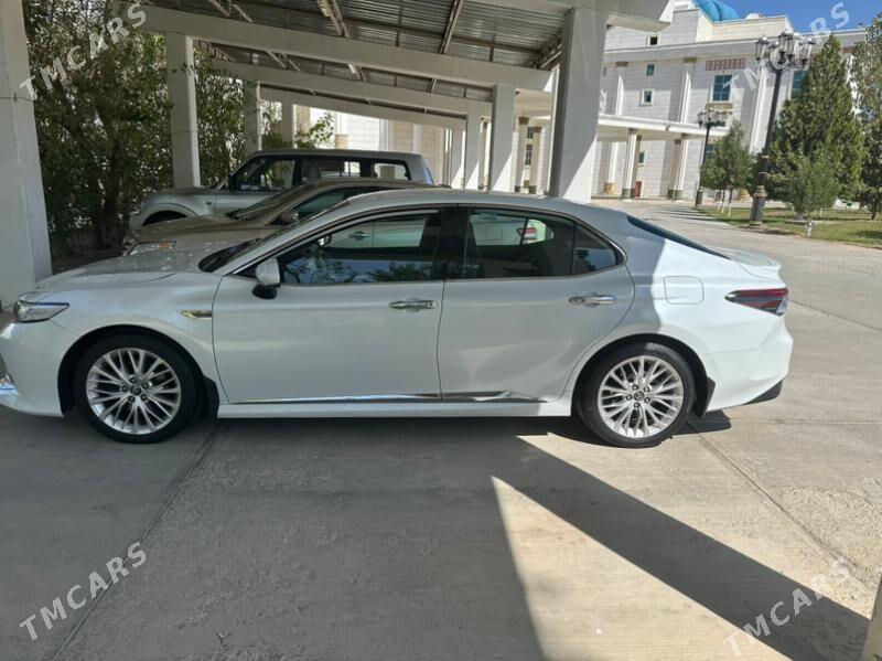 Toyota Camry 2018 - 255 000 TMT - Arçabil şaýoly - img 5