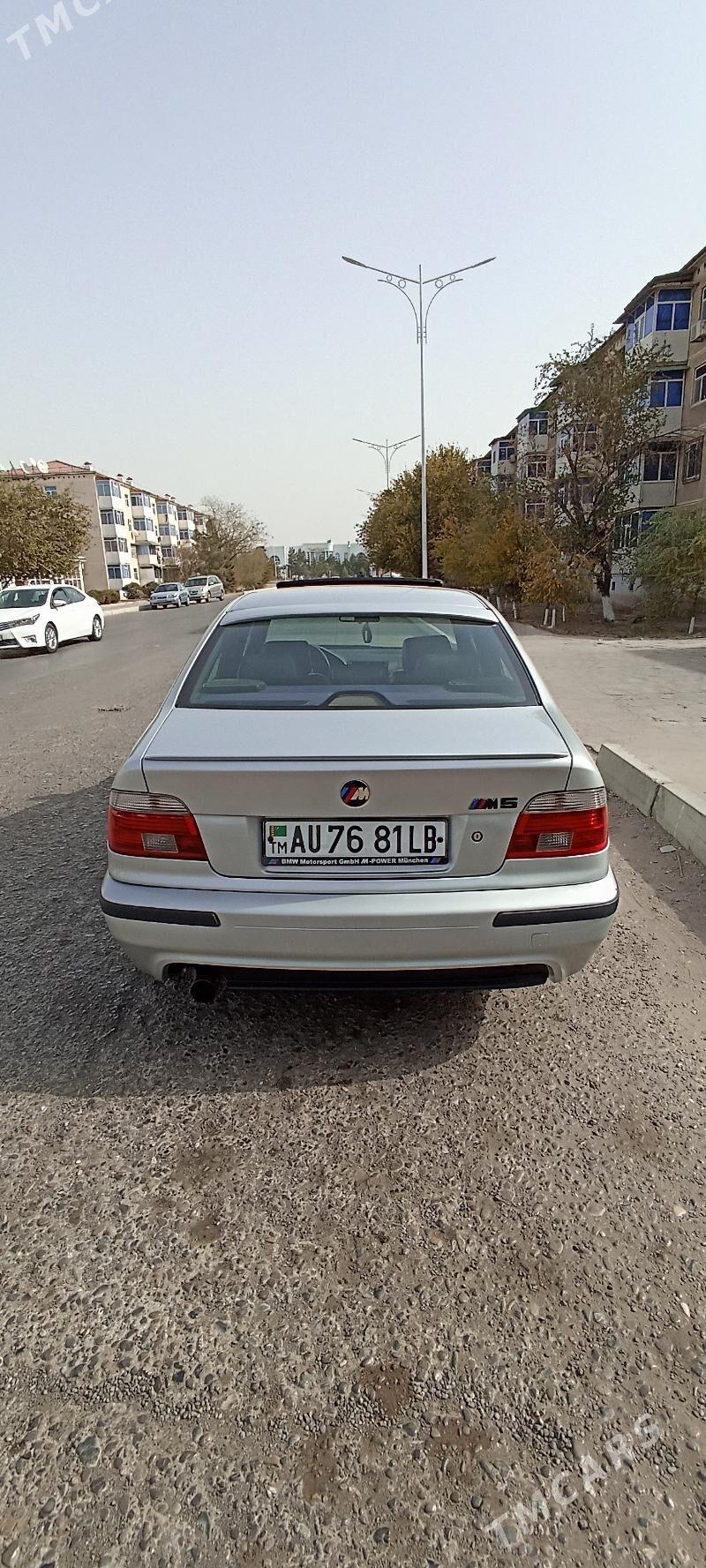 BMW E39 2002 - 149 000 TMT - Türkmenabat - img 5