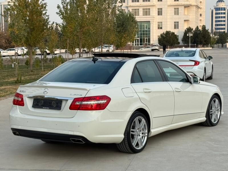 Mercedes-Benz E300 2011 - 335 000 TMT - Aşgabat - img 6