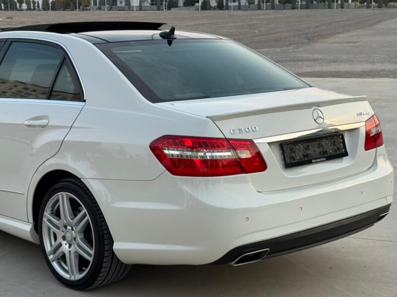 Mercedes-Benz E300 2011 - 335 000 TMT - Aşgabat - img 7