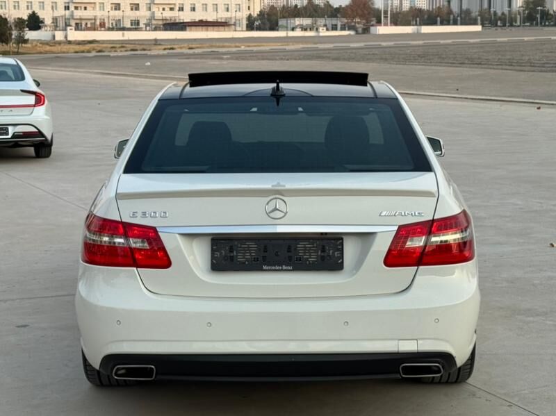 Mercedes-Benz E300 2011 - 335 000 TMT - Aşgabat - img 5