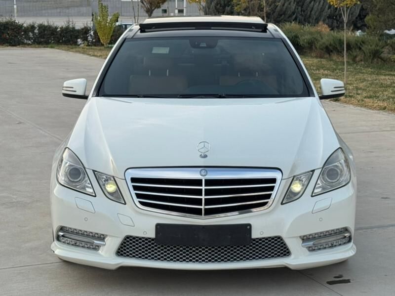 Mercedes-Benz E300 2011 - 335 000 TMT - Aşgabat - img 3
