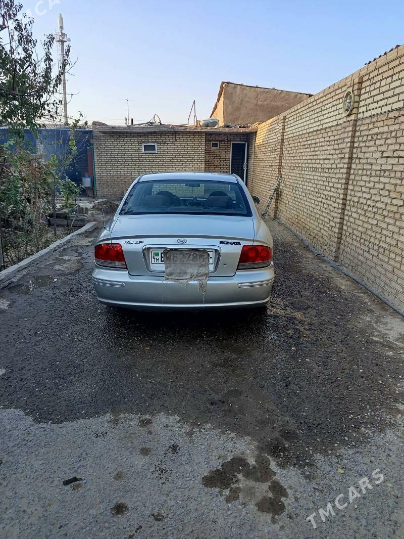Hyundai Sonata 2002 - 70 000 TMT - Байрамали - img 6