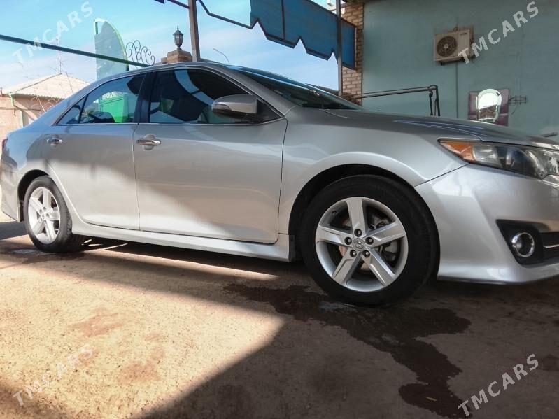 Toyota Camry 2013 - 250 000 TMT - Görogly (Tagta) - img 4