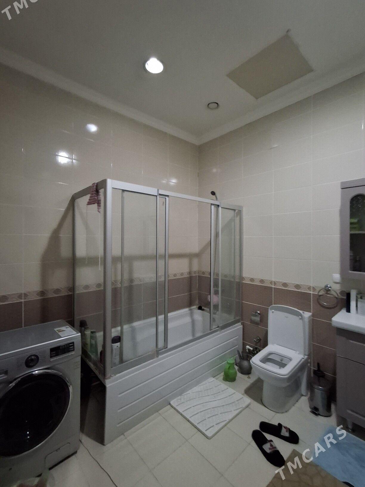 Maskowski 3 komnat - Moskowskiý köç. (10 ýyl abadançylyk şaýoly) - img 3