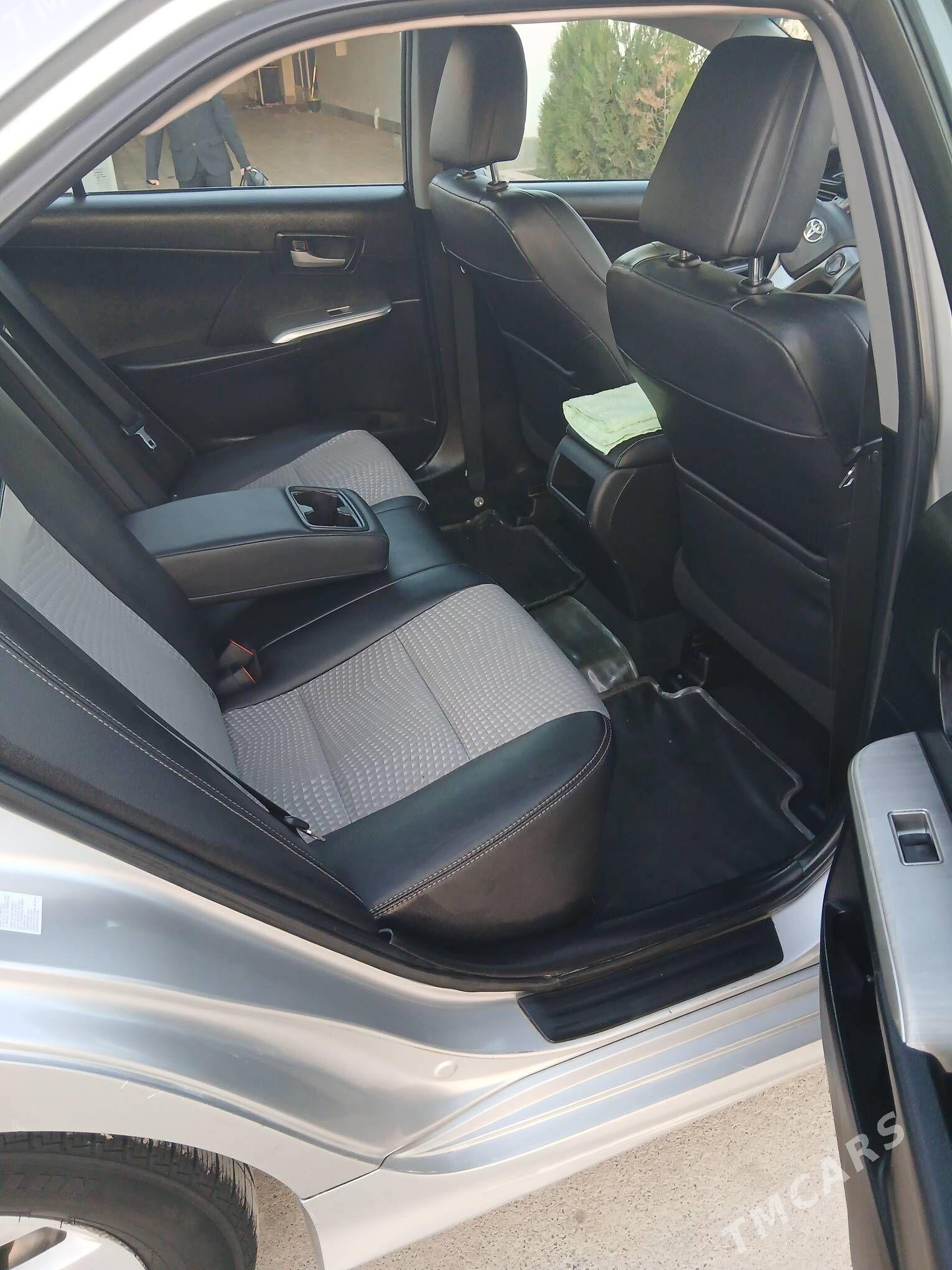 Toyota Camry 2011 - 220 000 TMT - Бедев - img 4