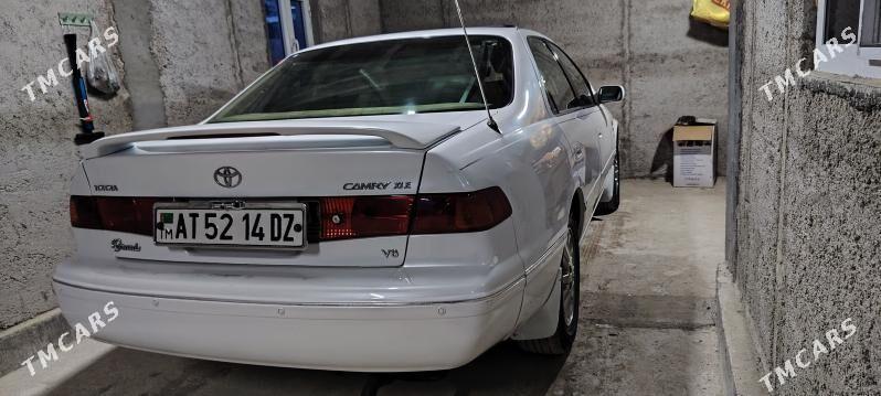 Toyota Camry 2001 - 185 000 TMT - Гурбансолтан Едже - img 2