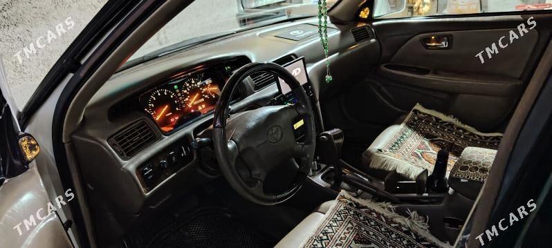 Toyota Camry 2001 - 185 000 TMT - Гурбансолтан Едже - img 4