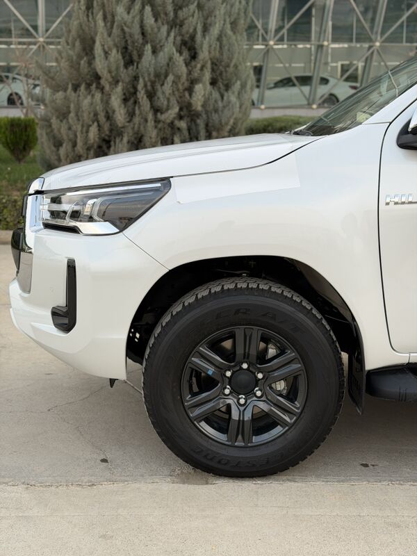 Toyota Hilux 2024 - 663 000 TMT - 11 мкр - img 7