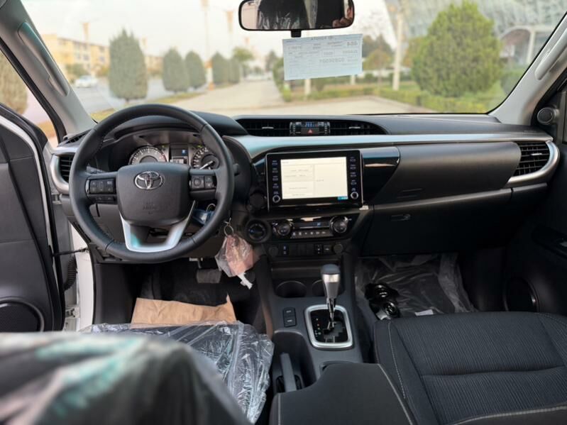 Toyota Hilux 2024 - 663 000 TMT - 11 мкр - img 10