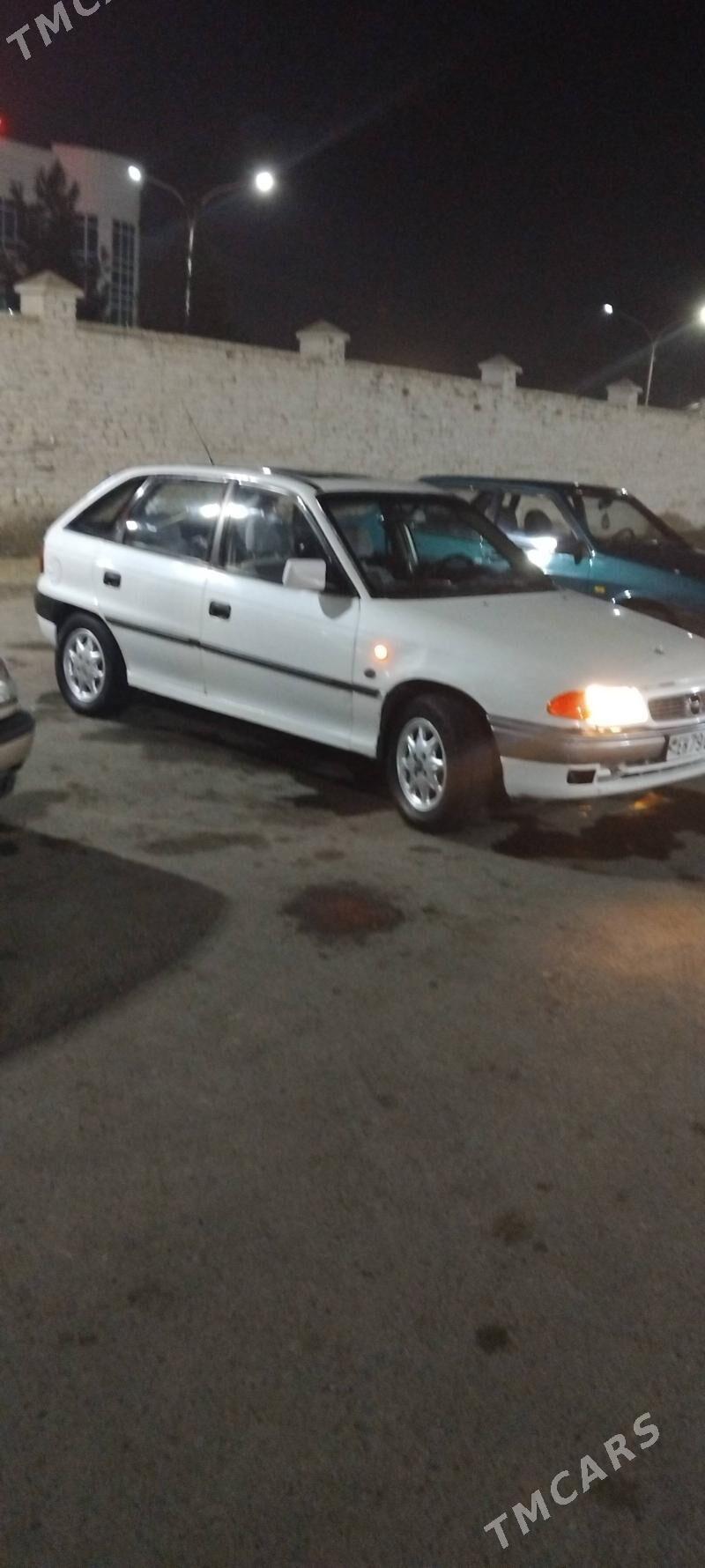 Opel Astra 1992 - 35 000 TMT - Mary - img 9